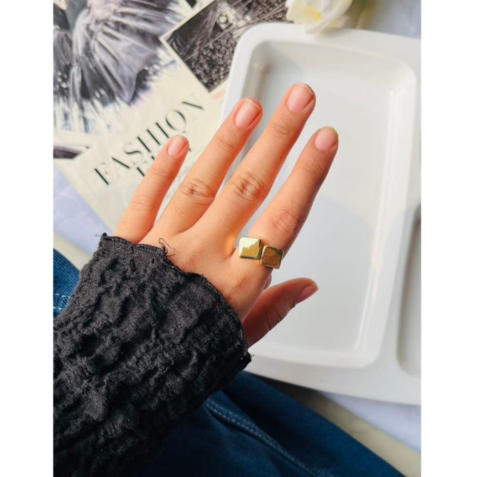 Glossy Square Ring