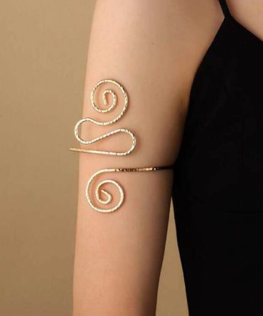 Chunky Arm Cuff
