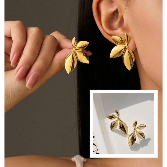 Glossy Floral Earrings