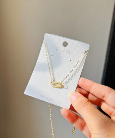 Ava Golden Necklace