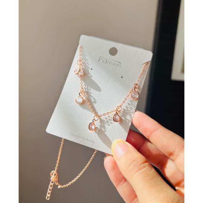 Multi Diamonds Necklace~ Circle