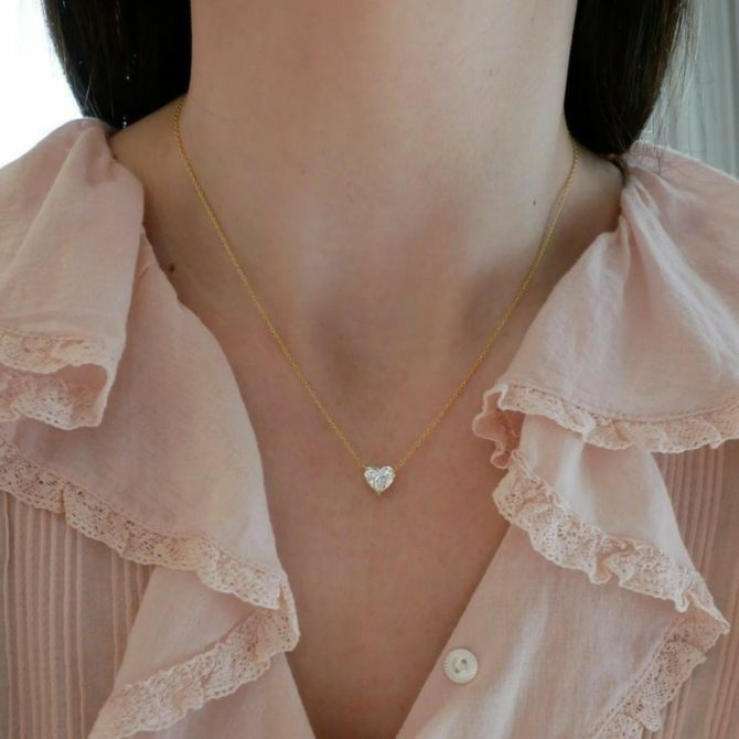 Minimalist Diamond Heart Necklace