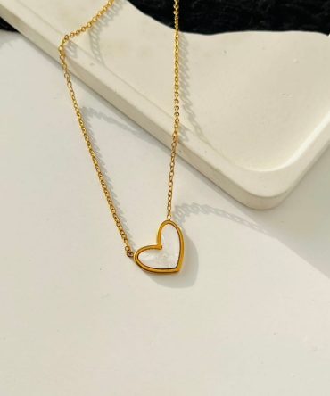 Skylar Heart Necklace~ Anti Tarnish