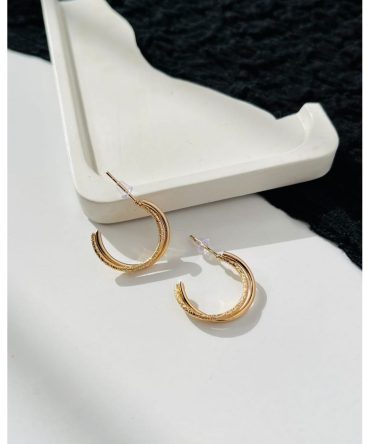 Crinkled Hoops