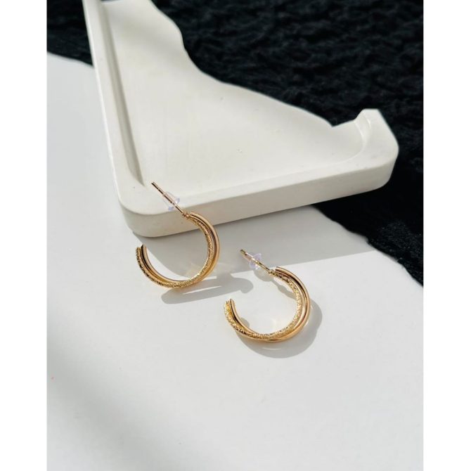 Crinkled Hoops