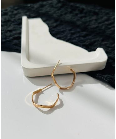 Sarah Sleek Hoops
