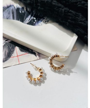 Pearl Border Hoops