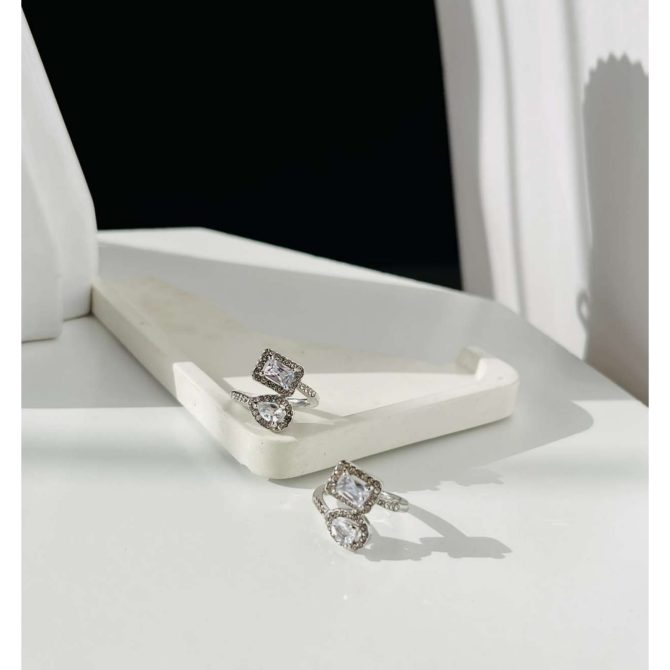 Silver Diamond Ring - Image 2