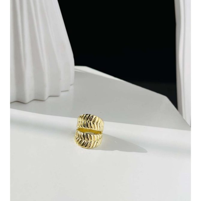 Chloe Chunky Ring - Image 3