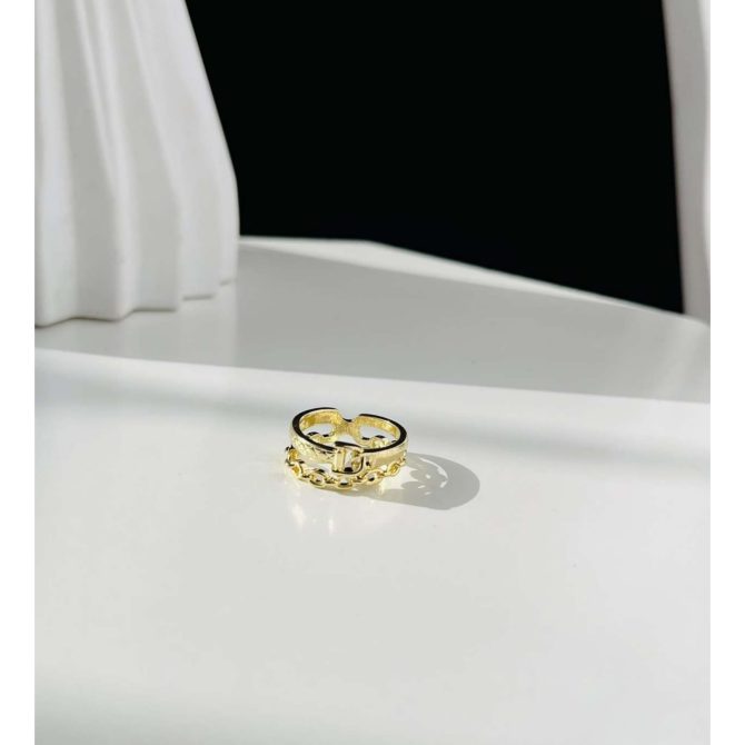 Cammy Chunky Ring