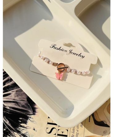 Butterfly Pearl Bracelet