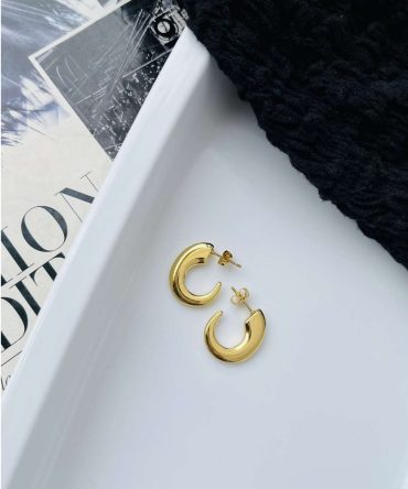 Caroline Earrings~ Anti Tarnish
