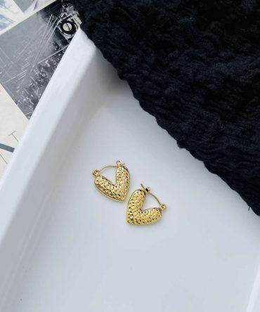 Hazel Heart Earrings~ Anti Tarnish