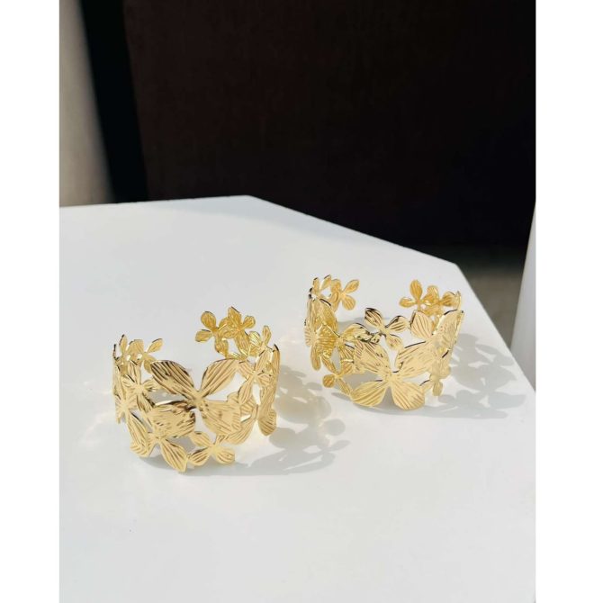 Textured Floral Bangle