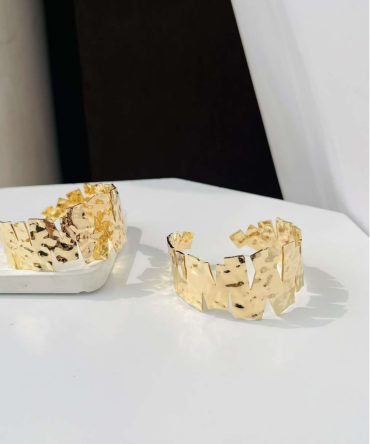Wavy Textured Bangle