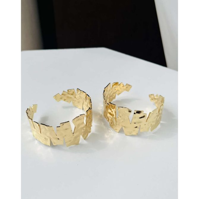 Wavy Textured Bangle - Image 3