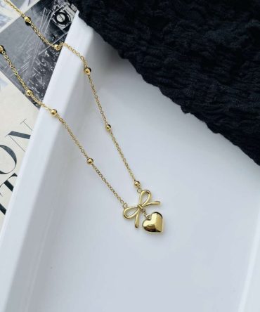 Bow Heart Necklace~ Anti Tarnish