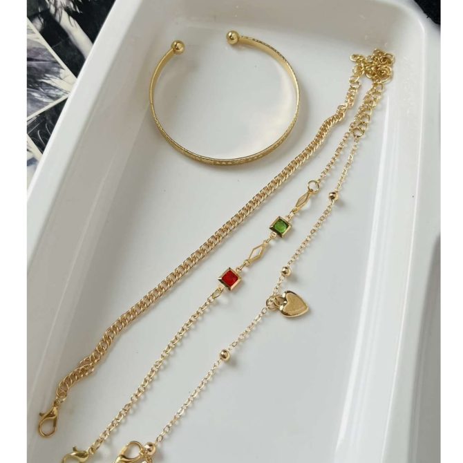 4 Bracelets Stack