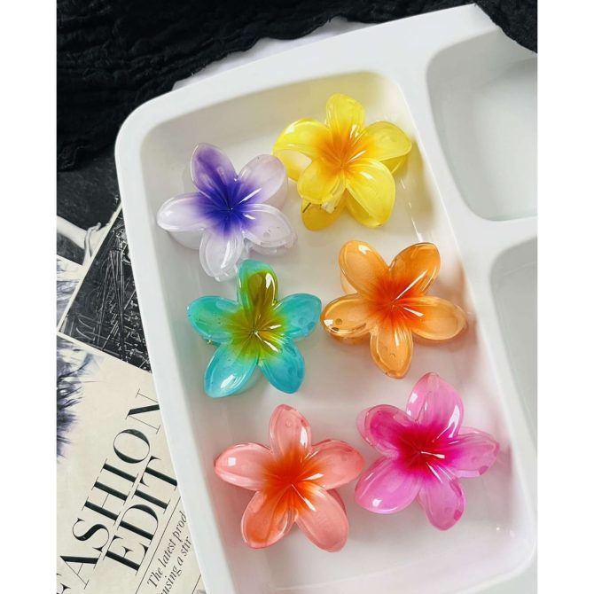 Medium Floral Claw