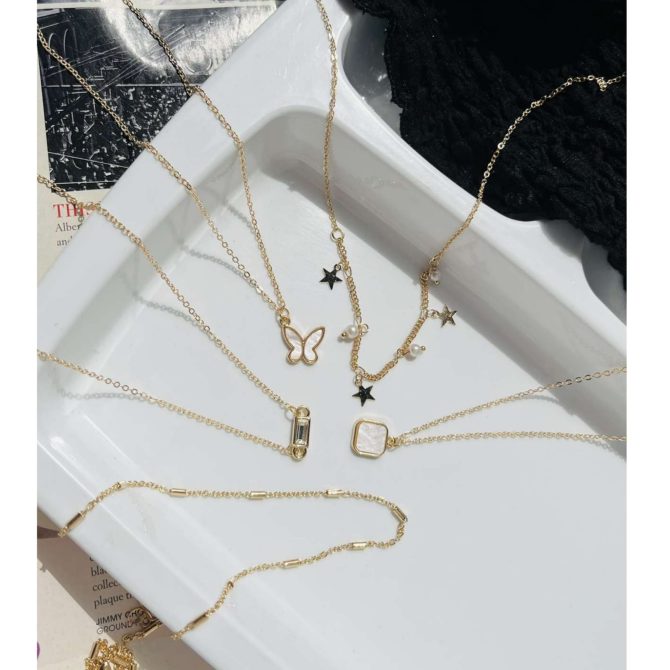 Golden Minimalist Necklaces