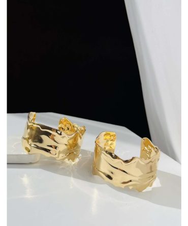 Glossy Cuff Bracelet