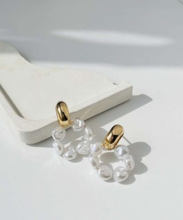 Thick Pearl Earrings