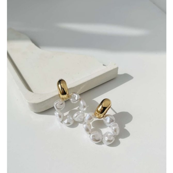 Thick Pearl Earrings - Image 2