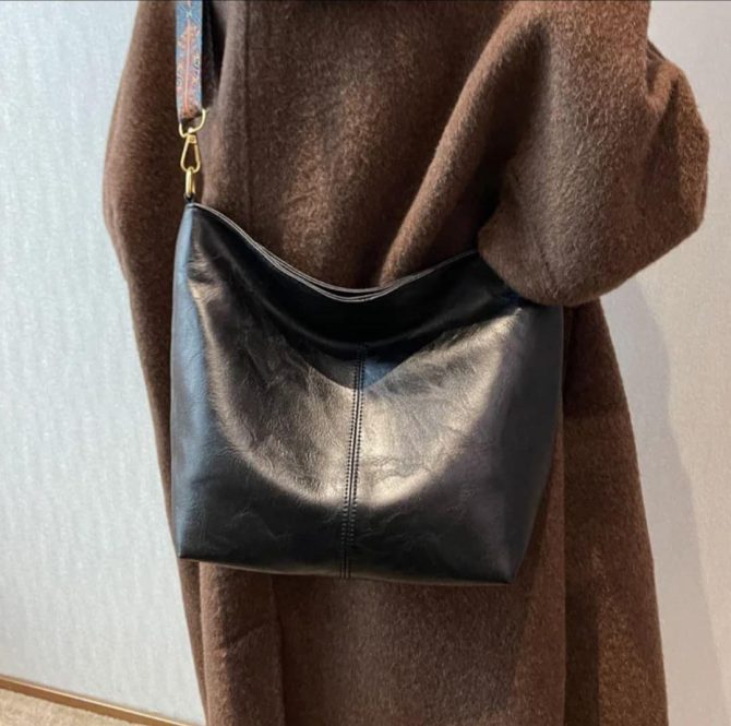 Broad Belt Tote with Coin Pouch - Image 2