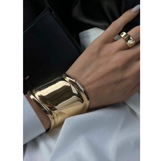 Pinterest Glossy Bangle