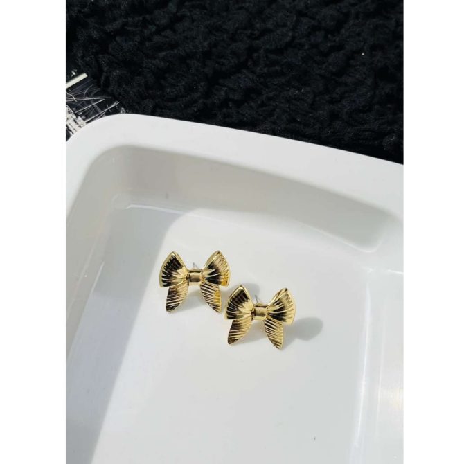Textured Bow Earrings