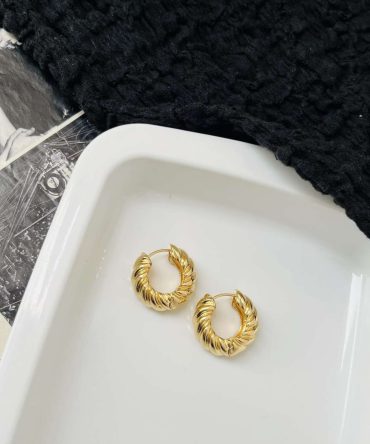Sarah Hoops~ Anti Tarnish