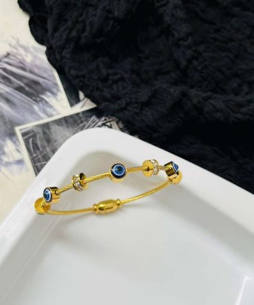 Evil Eye Bracelet~ Anti Tarnish (Thin Wrist)