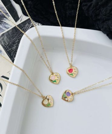 Tulip Heart Necklace