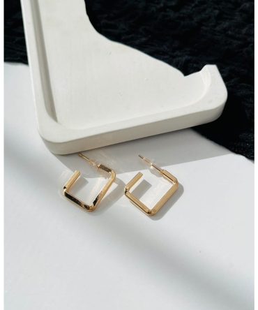 Sleek Square Hoops