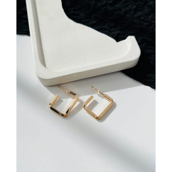 Sleek Square Hoops