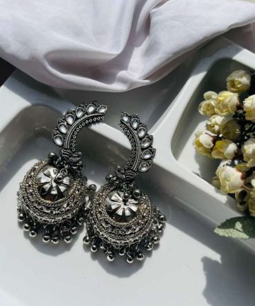 Ayra Jhumkas