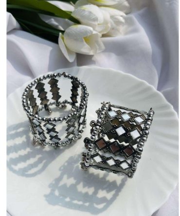 Riddhi Mirror Bangle
