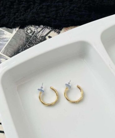 Liam Golden Hoops