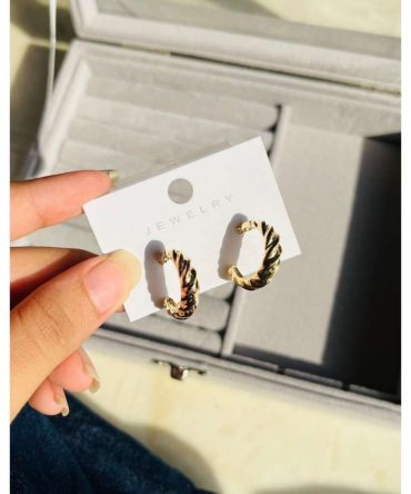 Tamy Twisted Hoops