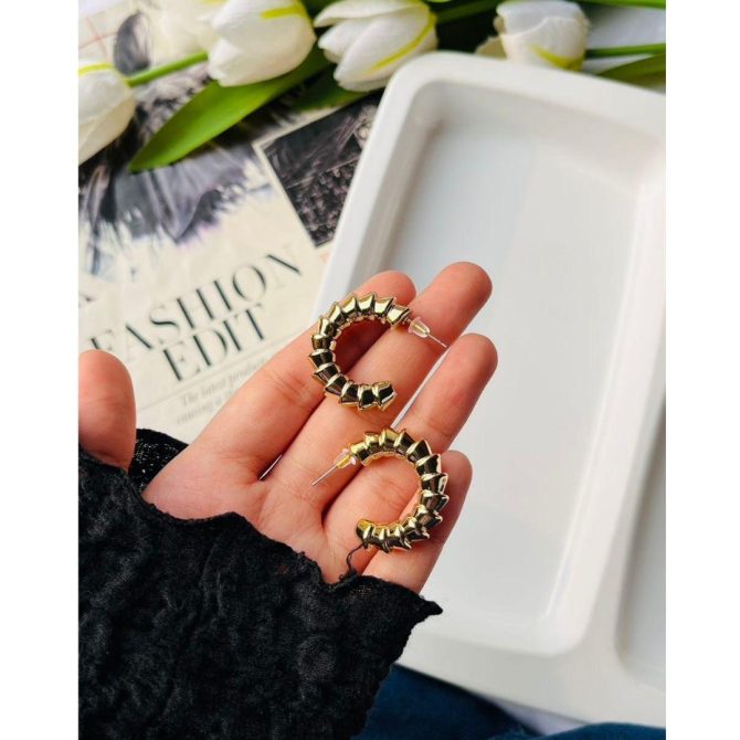 Celine Hoops