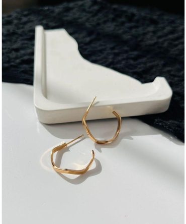 Golden Sleek Hoops