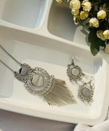 Oxidised Tassels Set