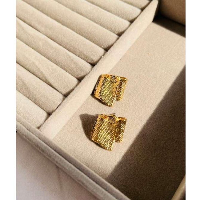 Vintage Golden Earrings