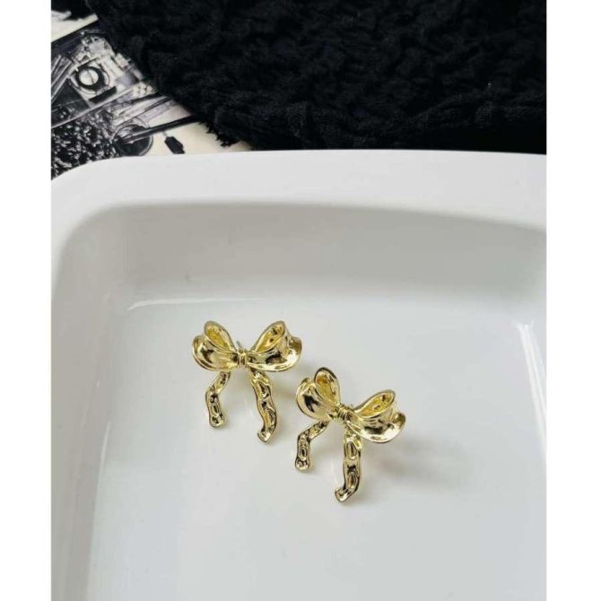Basil Bow Earrings