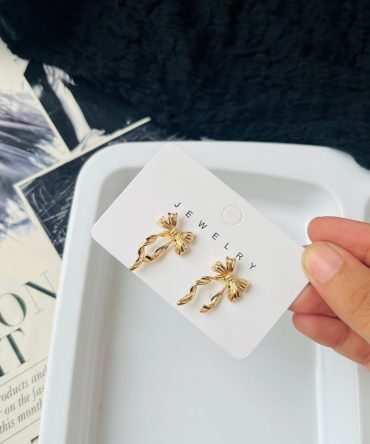 Sleek Bow Earrings