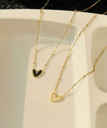 Two Way Heart Necklace~ Anti Tarnish