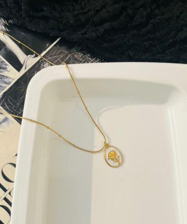 White Rosemary Necklace~ Anti Tarnish