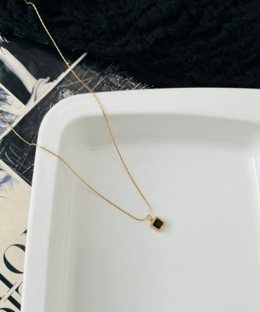 Minimalist Black Diamond Necklace~ Anti Tarnish