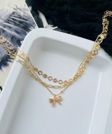 Three Layer Bow Necklace