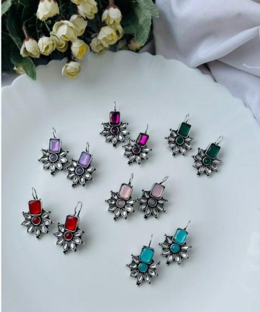 Shreya Earrings